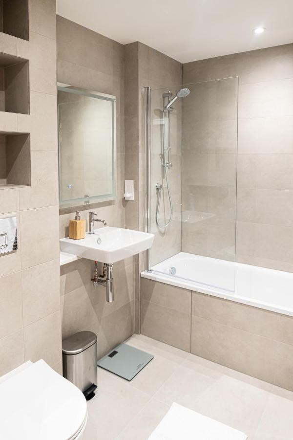 Amazing New Spacious Apartment In Se1 London Bagian luar foto